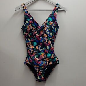 Seekers Essentials One Piece Swimsuit Floral Print Women's Size 8 NWT